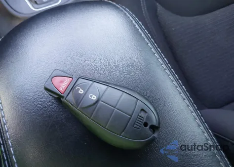 2019 Jeep Cherokee Latitude Fwd from USA, damaged, VIN 1C4PJLCB1KD187268